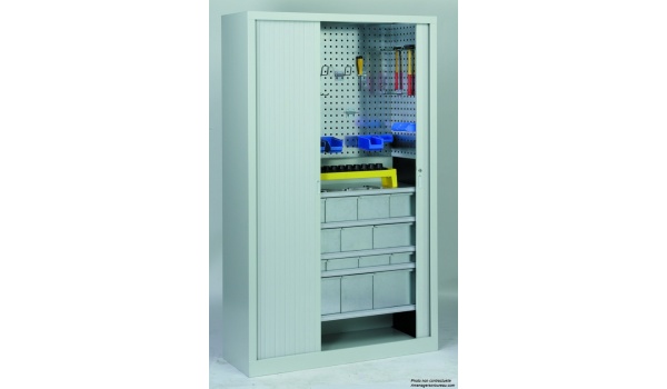 armoire_datelier_amnage__rideaux