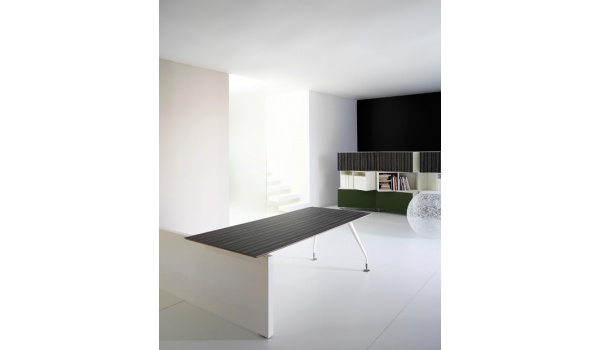 bureau_design_moderne_pitement_panneau_et_mtal-dali