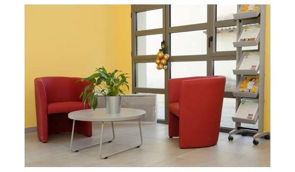 fauteuils_daccueil_club_table_basse-club