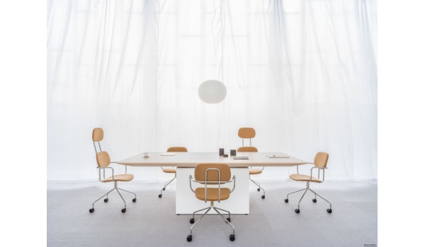 table_de_runion_esign_4_personnes-grivaty
