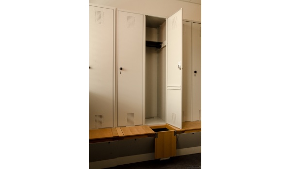 vestiaires_avec_coffre_sige_inviolable_931588904