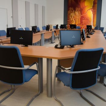 MOBILIERS DE REUNION