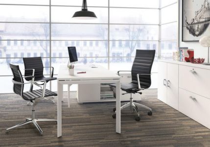 Fauteuil au design épuré LOVE