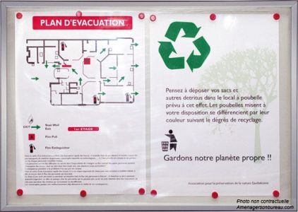 Vitrines d'affichage extérieur ou intérieure